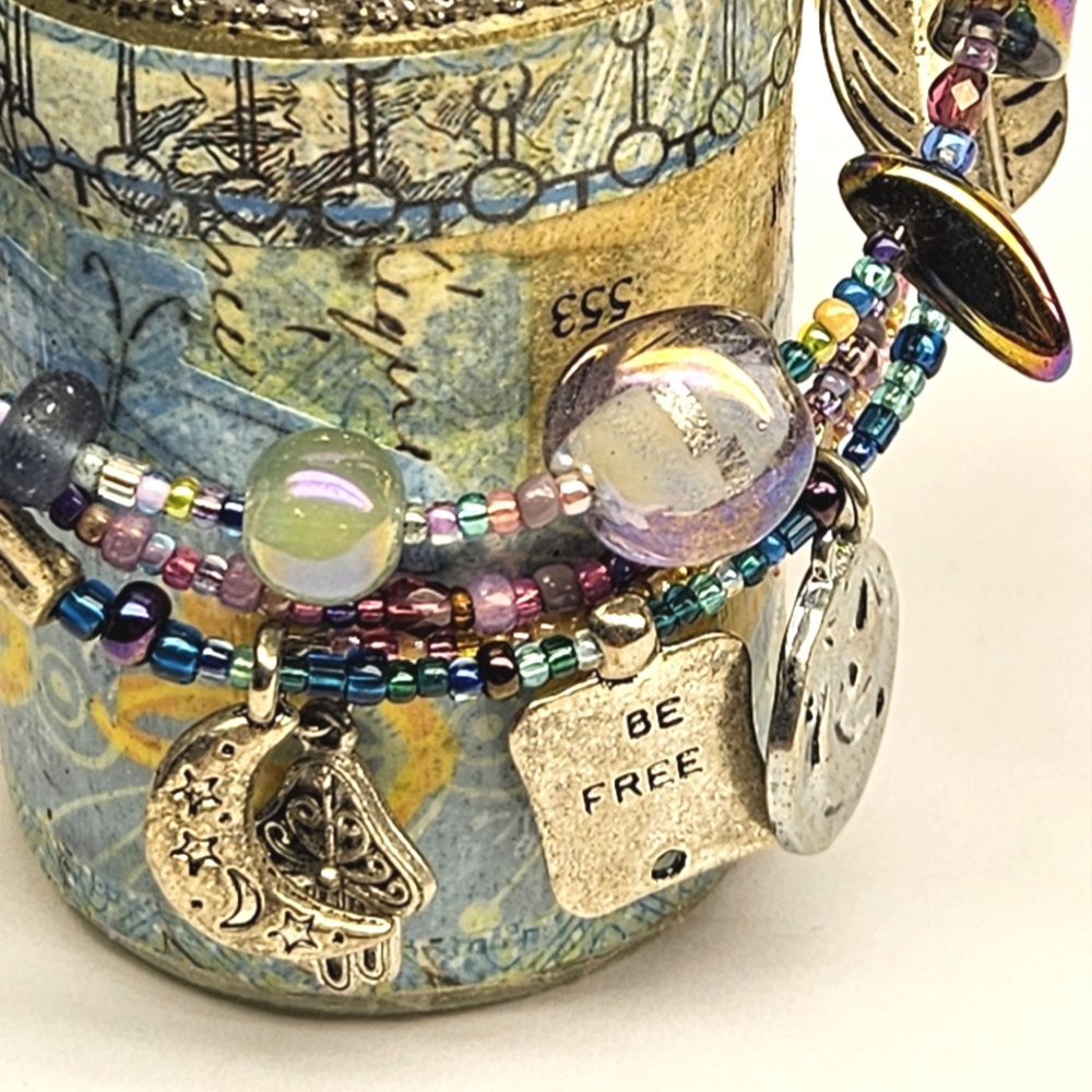 Celestial Beaded Memory Bracelet - Picture 4 of 5